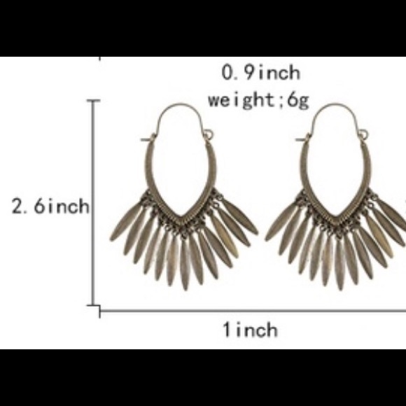 Bohemian bronze feather hoop dangle wire earrings - Picture 3 of 4
